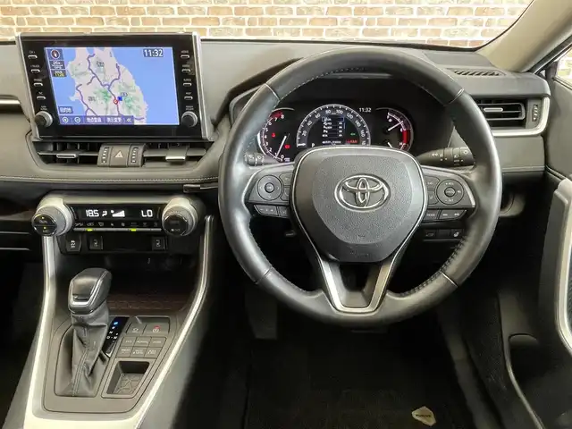 トヨタ ＲＡＶ４ G 岩手県 2020(令2)年 4.4万km ダークブルーマイカ ４WD/トヨタセーフティセンス/マルチテレインセレクト/パノラミックビューモニター/パワーバックドア/ルーフレール/MTモード付きAT/ETC/クルーズコントロール/プリクラッシュセーフティ/横滑り防止装置/パワーシート/シートヒーター/コーナーセンサー/レーンアシスト/純正ディスプレイオーディオ/ナビキット/純正フロアマット/純正LEDヘッドライト/純正アルミホイール18インチ/ドライブレコーダー