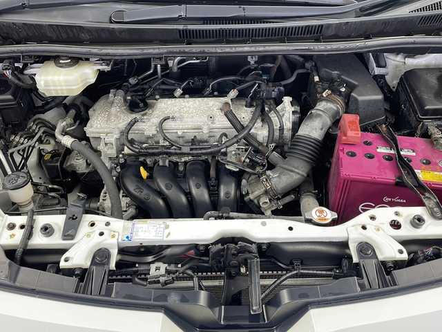 トヨタ ヴォクシー ZS 栃木県 2019(平31)年 6.8万km ホワイトパールクリスタルシャイン トヨタセーフティセンス/・プリクラッシュセーフティ/・レーンディパーチャーアラート/・オートマチックハイビーム/・先行車発進アラーム/レンタアップ/社外ナビ/（CD/DVD/BT/TV/AM/FM/SD)/LEDヘッドライト/アイドリングストップ/両側パワースライドドア/オートエアコン/オートライト/ETC/電動格納ミラー/純正さサイドバイザー/フォグライト/USB給電/スマートキー/プッシュスタート/革巻きステアリング/ステアリングスイッチ
