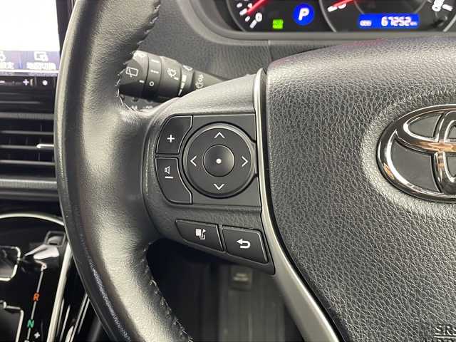 トヨタ ヴォクシー ZS 栃木県 2019(平31)年 6.8万km ホワイトパールクリスタルシャイン トヨタセーフティセンス/・プリクラッシュセーフティ/・レーンディパーチャーアラート/・オートマチックハイビーム/・先行車発進アラーム/レンタアップ/社外ナビ/（CD/DVD/BT/TV/AM/FM/SD)/LEDヘッドライト/アイドリングストップ/両側パワースライドドア/オートエアコン/オートライト/ETC/電動格納ミラー/純正さサイドバイザー/フォグライト/USB給電/スマートキー/プッシュスタート/革巻きステアリング/ステアリングスイッチ