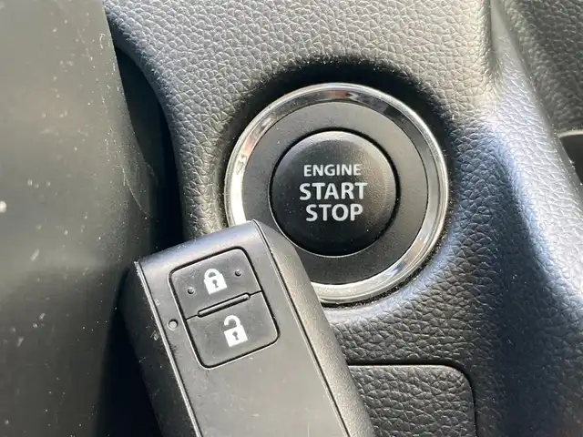 スズキ ワゴンＲ スティングレー HYBRID X 静岡県 2018(平30)年 5.4万km ブルーイッシュブラックパール3 スズキセーフティサポート/純正メモリーナビ(KXM-E502W)/　AM FM CD DVD Bluetooth USB/ビルトインETC/LEDオートヘッドランプ/シートヒーター(運転席)/社外16インチアルミホイール/ヘッドアップディスプレイ/革巻きステアリング/スマートキー＆プッシュスタート/アイドリングストップ/フルセグTV/バックモニター