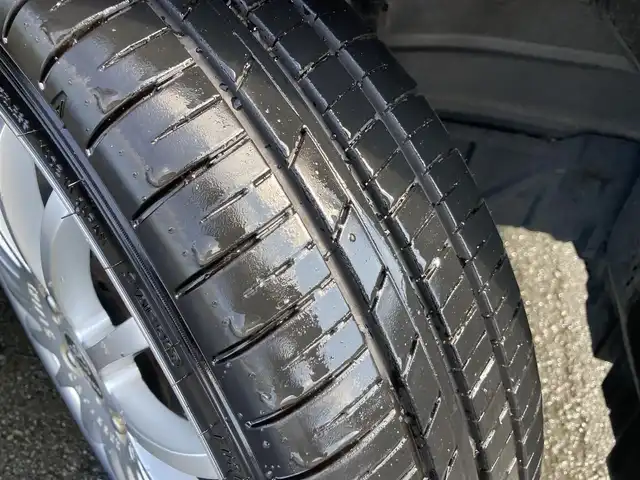 スズキ ワゴンＲ スティングレー HYBRID X 静岡県 2018(平30)年 5.4万km ブルーイッシュブラックパール3 スズキセーフティサポート/純正メモリーナビ(KXM-E502W)/　AM FM CD DVD Bluetooth USB/ビルトインETC/LEDオートヘッドランプ/シートヒーター(運転席)/社外16インチアルミホイール/ヘッドアップディスプレイ/革巻きステアリング/スマートキー＆プッシュスタート/アイドリングストップ/フルセグTV/バックモニター