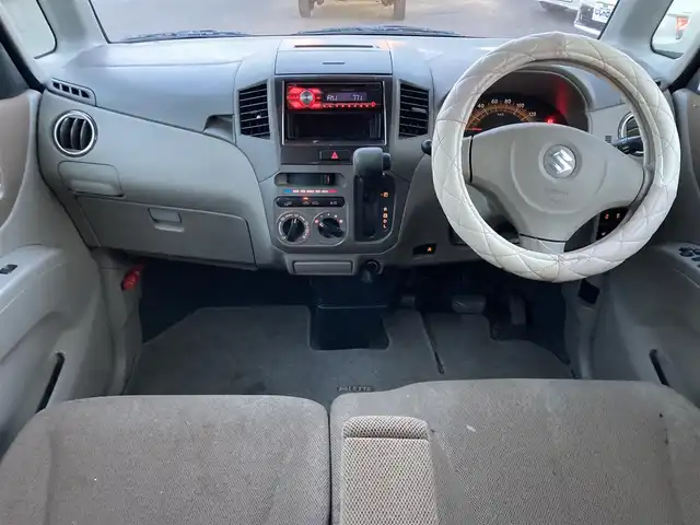 スズキ パレット リミテッドⅡ 和歌山県 2013(平25)年 9.9万km パールホワイト (株)IDOMが運営する【じしゃロン和歌山店】の自社ローン対象車両になります。こちらは現金ご利用時の価格です。/自社ローンご希望の方は別途その旨お申付け下さい。/４WD/社外オーディオ/純正ホイールキャップ/純正フロアマット/シートヒーター/両側パワースライドドア/電動格納ミラー/オートライト/ドアバイザー