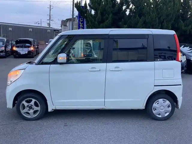 スズキ パレット リミテッドⅡ 和歌山県 2013(平25)年 9.9万km パールホワイト (株)IDOMが運営する【じしゃロン和歌山店】の自社ローン対象車両になります。こちらは現金ご利用時の価格です。/自社ローンご希望の方は別途その旨お申付け下さい。/４WD/社外オーディオ/純正ホイールキャップ/純正フロアマット/シートヒーター/両側パワースライドドア/電動格納ミラー/オートライト/ドアバイザー