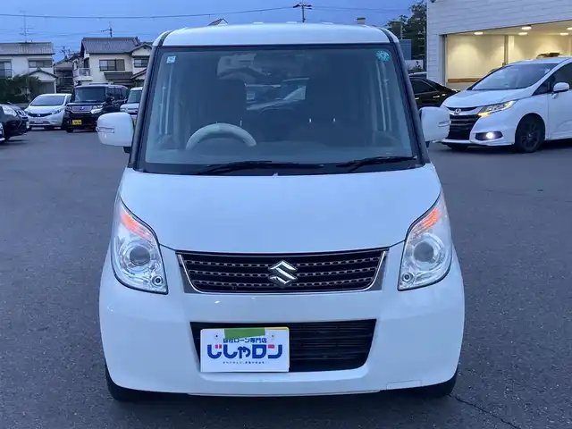 スズキ パレット リミテッドⅡ 和歌山県 2013(平25)年 9.9万km パールホワイト (株)IDOMが運営する【じしゃロン和歌山店】の自社ローン対象車両になります。こちらは現金ご利用時の価格です。/自社ローンご希望の方は別途その旨お申付け下さい。/４WD/社外オーディオ/純正ホイールキャップ/純正フロアマット/シートヒーター/両側パワースライドドア/電動格納ミラー/オートライト/ドアバイザー