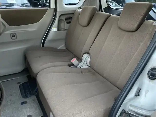 スズキ パレット リミテッドⅡ 和歌山県 2013(平25)年 9.9万km パールホワイト (株)IDOMが運営する【じしゃロン和歌山店】の自社ローン対象車両になります。こちらは現金ご利用時の価格です。/自社ローンご希望の方は別途その旨お申付け下さい。/４WD/社外オーディオ/純正ホイールキャップ/純正フロアマット/シートヒーター/両側パワースライドドア/電動格納ミラー/オートライト/ドアバイザー