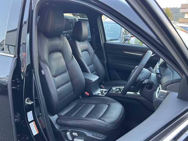 マツダ ＣＸ－５ XD スポーツアピアランス 大阪府 2023(令5)年 1万km ジェットブラックマイカ サンルーフ　衝突軽減　純正ナビ　ＢＯＳＥ　フルセグＴＶ　全周囲カメラ　ＢＴ　レザーシート　温冷席　シートメモリ　ＨＵＤ　オートホールド　パドルシフト　電動リアゲート　ＬＥＤヘッドライト　ＢＳＭ　ＥＴＣ2.0　レーダークルコン　レーンキープアシスト　電格ミラー　オートライト　オートワイパー　プッシュスタート　スマートキー　スペアキー　純正アルミホイール　取扱説明書　前後ドライブレコーダー