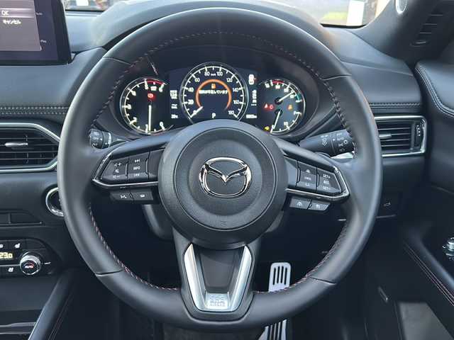 マツダ ＣＸ－５ XD スポーツアピアランス 大阪府 2023(令5)年 1万km ジェットブラックマイカ サンルーフ　衝突軽減　純正ナビ　ＢＯＳＥ　フルセグＴＶ　全周囲カメラ　ＢＴ　レザーシート　温冷席　シートメモリ　ＨＵＤ　オートホールド　パドルシフト　電動リアゲート　ＬＥＤヘッドライト　ＢＳＭ　ＥＴＣ2.0　レーダークルコン　レーンキープアシスト　電格ミラー　オートライト　オートワイパー　プッシュスタート　スマートキー　スペアキー　純正アルミホイール　取扱説明書　前後ドライブレコーダー