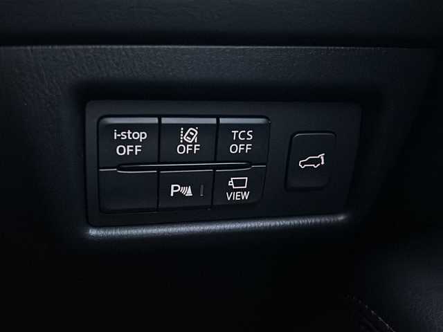 マツダ ＣＸ－５ XD スポーツアピアランス 大阪府 2023(令5)年 1万km ジェットブラックマイカ サンルーフ　衝突軽減　純正ナビ　ＢＯＳＥ　フルセグＴＶ　全周囲カメラ　ＢＴ　レザーシート　温冷席　シートメモリ　ＨＵＤ　オートホールド　パドルシフト　電動リアゲート　ＬＥＤヘッドライト　ＢＳＭ　ＥＴＣ2.0　レーダークルコン　レーンキープアシスト　電格ミラー　オートライト　オートワイパー　プッシュスタート　スマートキー　スペアキー　純正アルミホイール　取扱説明書　前後ドライブレコーダー