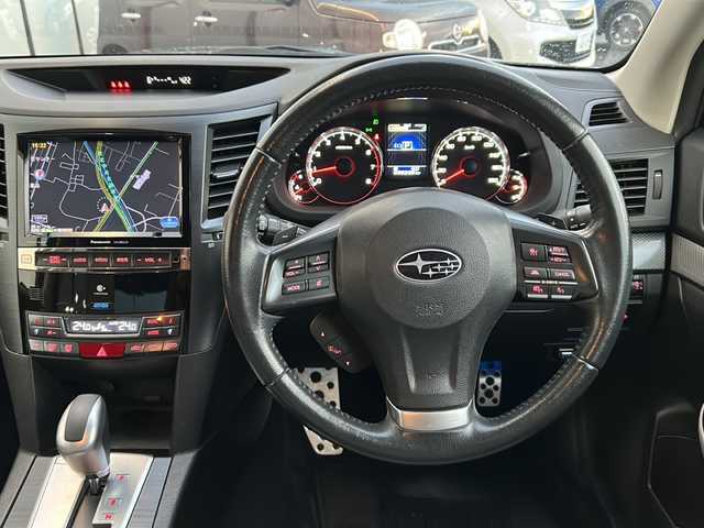 スバル レガシィ Ｂ４ 2．0GT DIT アイサイト Pレザーセレ 山形県 2013(平25)年 6.9万km クリスタルブラックシリカ 禁煙車/4WD/アイサイト/レーダークルーズコントロール/レーンキープアシスト/横滑り防止装置/ヒルアシストコントロール/純正ナビ/（Bluetooth/CD/DVD/ワンセグ)/バックカメラ/LEDオートライト/フォグランプ/レザーシート/DN席シートヒーター/DN席パワーシート/シートメモリ/前後ドライブレコーダー/ステアリングスイッチ/パドルシフト/電動パーキングブレーキ/ETC/純正AW/純正フロアマット/社外AWスタッドレス(225/45/R18・4mm)4本積載/電動格納ウィンカーミラー/スマートキー×2/ドアバイザー