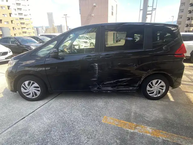 車両画像15