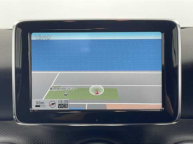 メルセデス・ベンツ Ａ１８０ 鹿児島県 2013(平25)年 8.3万km ノーザンライツブラック 純正メーカーナビ/Bluetooth対応/フルセグTV/バックカメラ/HIDヘッドライト/オートライトコントロール/ステアリングスイッチ/パドルシフト/ETC/純正17インチアルミホイール/スマートキー/純正フロアマット/保証書/取扱説明書