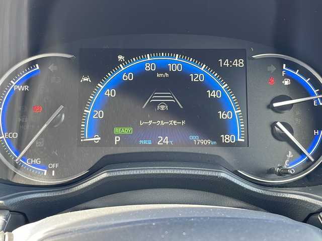 トヨタ ノア ハイブリッド S－Z 三重県 2022(令4)年 1.8万km アティチュードブラックマイカ プッシュスタート/電動格納ミラー/オートライト/オートマチックハイビーム/ビルトインETC/ステアリングスイッチ/革巻きステアリング/レーンキープアシスト/レーダークルーズコントロール/横滑り防止/衝突軽減ブレーキ/コーナーセンサー/シートヒーター(前席)/両側パワースライドドア/電子パーキング/USB入力端子3ヶ所/タイプC入力端子1ヶ所/ハーフレザーシート/ウォークスルー/メーカーマルチメディア(FM/BT)/バックカメラ/100V充電/リアサンシェード/純正フロアマット/スマートキー/SOSボタン/禁煙車/取扱説明書/ナビ取扱説明書/保証書