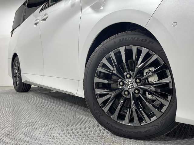 トヨタ ヴェルファイア Z プレミア 広島県 2024(令6)年 0.1万km プラチナホワイトパールマイカ 左右独立型ムーンルーフ/純正14型ディスプレイオーディオ/デジタルインナーミラー/ユニバーサルステップ/パノラミックビューモニター/ナッパレザーシート/パワーシート/シートヒーター/ベンチレーション/パワーオットマン/パワーバックドア/ステアリングヒーター/ブラインドスポットモニター/アドバンストパーク/パーキングサポートブレーキ/セーフティセンス/・プリクラッシュセーフティ/・レーントレーシングアシスト/・レーンディパーチャーアラート/・レーダークルーズコントロール/・アダプティブハイビーム/・プロアクティブドライビングアシスト/・フロントクロストラフィックアラート/・レーンチェンジアシスト/3眼LEDヘッドランプ/純正19インチAW/ETC2.0/ワイヤレス充電/AC100V/100W電源/USB/HDMI入力端子