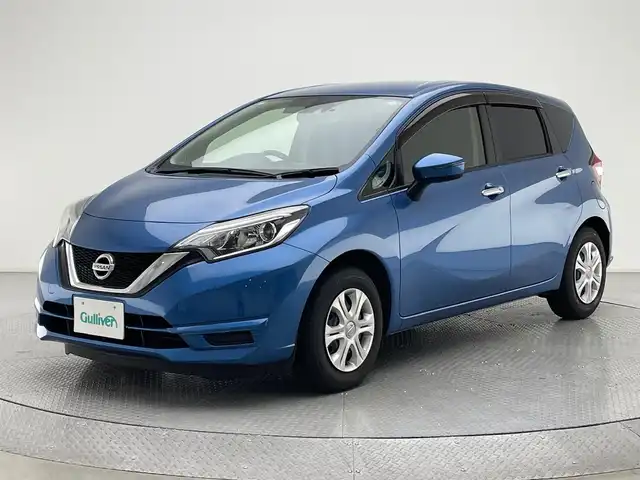 日産 ノート X 兵庫県 2017(平29)年 5.9万km シャイニングブルー 純正メモリーナビ/（フルセグ、CD、BT、MSV、AUX、IPOD）/ドライブレコーダー/バックカメラ/エマージェンシーブレーキ/アイドリングストップ/LDA/スマートキー/ワンオーナー/ISOFIX/純正マット/バイザー/LEDヘッドライト/オートライト/取扱説明書/保証書