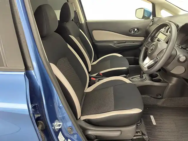 日産 ノート X 兵庫県 2017(平29)年 5.9万km シャイニングブルー 純正メモリーナビ/（フルセグ、CD、BT、MSV、AUX、IPOD）/ドライブレコーダー/バックカメラ/エマージェンシーブレーキ/アイドリングストップ/LDA/スマートキー/ワンオーナー/ISOFIX/純正マット/バイザー/LEDヘッドライト/オートライト/取扱説明書/保証書