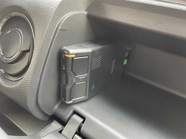 ホンダ Ｎ ＢＯＸ カスタム L ターボ 千葉県 2022(令4)年 0.9万km クリスタルブラックパール ホンダセンシング/・衝突軽減ブレーキ/・レーンキープアシスト/・オートマチックハイビーム/・アダプティブクルーズコントロール/純正SDナビ【VXM-225Ci】/バックカメラ/両後パワースライドドア/ハーフレザーシート/前席シートヒーター/スマートキー/パドルシフト/純正LEDヘッドライト/フォグランプ/ETC/本革巻きステアリング/ドアバイザー/純正15インチアルミホイール/サイド＆カーテンエアバッグ/新車時保証書＆取扱説明書