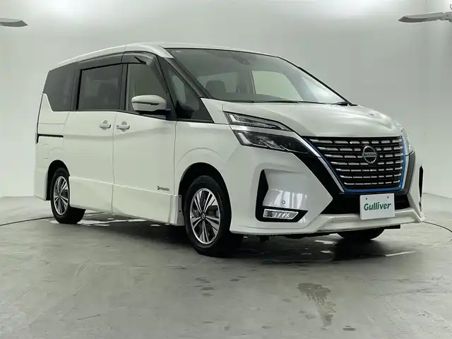 日産 セレナ e－パワー ハイウェイスター V 福井県 2022(令4)年 3.8万km ブリリアントホワイトパール 純正10インチSDナビ/（フルセグTV/AM/FM/CD/DVD/BT/SD/HDMI）/全周囲モニター/デジタルインナーミラー/ブラインドスポットモニター/プロパイロット/フロント、バックソナー/電動パーキングブレーキ/オートブレーキホールド/両側パワースライドドア/ETC/前後ドライブレコーダー/スマートキー（スペア1本）/取扱説明書/保証書