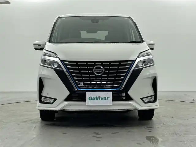 日産 セレナ e－パワー ハイウェイスター V 福井県 2022(令4)年 3.8万km ブリリアントホワイトパール 純正10インチSDナビ/（フルセグTV/AM/FM/CD/DVD/BT/SD/HDMI）/全周囲モニター/デジタルインナーミラー/ブラインドスポットモニター/プロパイロット/フロント、バックソナー/電動パーキングブレーキ/オートブレーキホールド/両側パワースライドドア/ETC/前後ドライブレコーダー/スマートキー（スペア1本）/取扱説明書/保証書