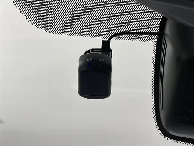 日産 セレナ e－パワー ハイウェイスター V 福井県 2022(令4)年 3.8万km ブリリアントホワイトパール 純正10インチSDナビ/（フルセグTV/AM/FM/CD/DVD/BT/SD/HDMI）/全周囲モニター/デジタルインナーミラー/ブラインドスポットモニター/プロパイロット/フロント、バックソナー/電動パーキングブレーキ/オートブレーキホールド/両側パワースライドドア/ETC/前後ドライブレコーダー/スマートキー（スペア1本）/取扱説明書/保証書