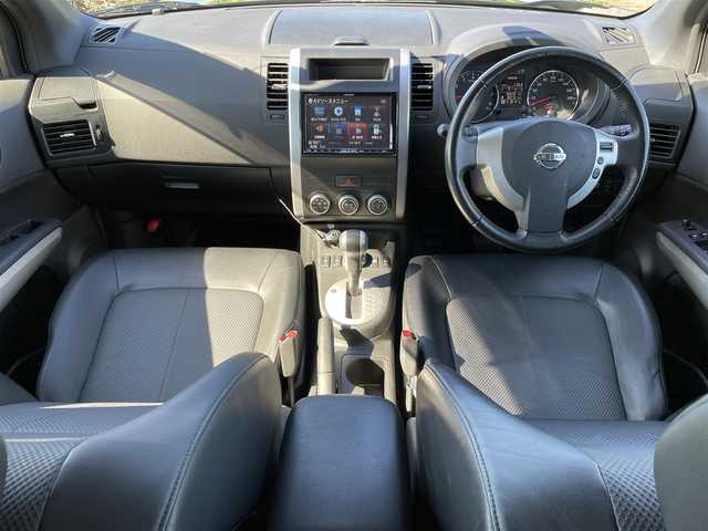 日産 エクストレイル 20Xtt ブラック エクストリーマーX 新潟県 2012(平24)年 9.3万km ダイヤモンドブラック 4WD/社外8インチSDナビ(VIE-X008)/CD/DVD/BT/フルセグテレビ/バックカメラ/ETC/ドライブレコーダー/クルーズコントロール/革シート/シートヒーター /スマートキー/キセノンヘッドライト/オートライト/フォグランプ/純正18インチアルミホイール