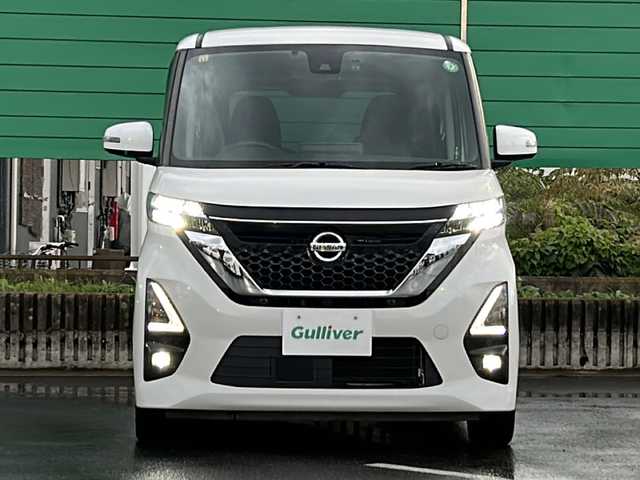 日産 ルークス ハイウェイスター X 茨城県 2020(令2)年 3.9万km ホワイトパール 社外SDナビ/CD/DVD/フルセグTV/Bluetooth/全方位カメラ/バックカメラ/サイドカメラ/フロントカメラ/LEDオートライト/オートマチックハイビーム/純正14インチアルミホイール/純正フロアマット/アイドリングストップ/スマートキー/ETC/コーナーセンサー/盗難防止装置/衝突被害軽減システム/禁煙車