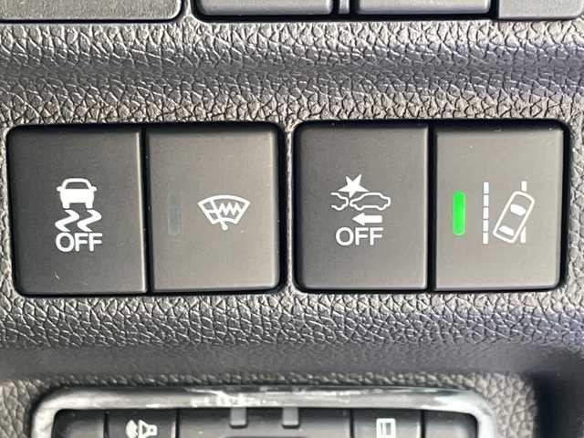 ホンダ フリード ハイブリット G 神奈川県 2023(令5)年 1.1万km プレミアムクリスタルブルークリスタル 純正SDナビ　iPod/Bluetooth/CD/DVD/ワンセグTV /両側パワースライドドア /バックカメラ　/レーダークルーズコントロール　/前後ドライブレコーダー　/コーナーセンサー　/ビルトインETC　/前席シートヒーター/純正アルミホイール　/純正フロアマット