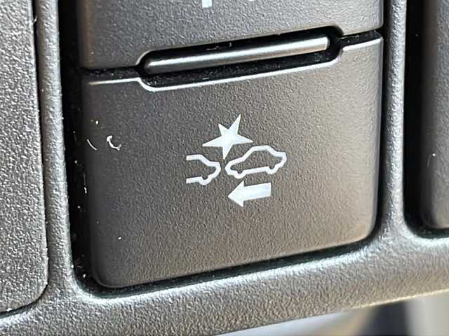 トヨタ アクア 茨城県 2017(平29)年 8万km ライムホワイトパールクリスタルシャイン ALPINEナビ/Bluetooth接続/ビルトインETC/ドライブレコーダ前後/シートヒーター/横滑り防止装置/レーンキープアシスト/衝突軽減システム/ナノイー搭載/オートライト/オートマチックハイビーム/純正LEDヘッドライト/社外15インチアルミホイール/純正フロアマット/スマートキー