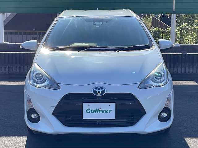 トヨタ アクア 茨城県 2017(平29)年 8万km ライムホワイトパールクリスタルシャイン ALPINEナビ/Bluetooth接続/ビルトインETC/ドライブレコーダ前後/シートヒーター/横滑り防止装置/レーンキープアシスト/衝突軽減システム/ナノイー搭載/オートライト/オートマチックハイビーム/純正LEDヘッドライト/社外15インチアルミホイール/純正フロアマット/スマートキー