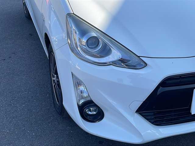 トヨタ アクア S スタイルブラック 茨城県 2017(平29)年 8万km ライムホワイトパールクリスタルシャイン ALPINEナビ/Bluetooth接続/ビルトインETC/ドライブレコーダ前後/シートヒーター/横滑り防止装置/レーンキープアシスト/衝突軽減システム/ナノイー搭載/オートライト/オートマチックハイビーム/純正LEDヘッドライト/社外15インチアルミホイール/純正フロアマット/スマートキー