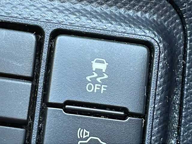 トヨタ アクア S スタイルブラック 茨城県 2017(平29)年 8万km ライムホワイトパールクリスタルシャイン ALPINEナビ/Bluetooth接続/ビルトインETC/ドライブレコーダ前後/シートヒーター/横滑り防止装置/レーンキープアシスト/衝突軽減システム/ナノイー搭載/オートライト/オートマチックハイビーム/純正LEDヘッドライト/社外15インチアルミホイール/純正フロアマット/スマートキー