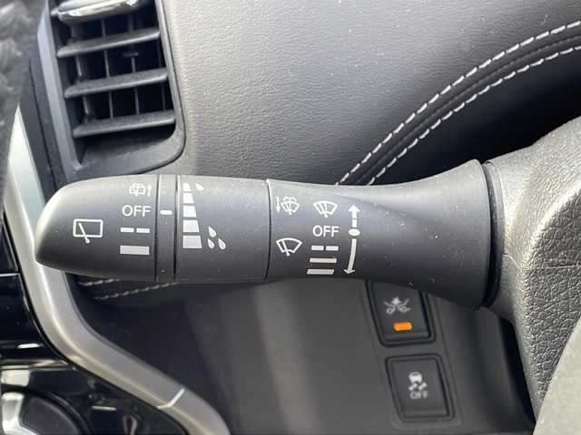 日産 セレナ ハイウェイスター Vセレクション 新潟県 2018(平30)年 9.4万km アズライトブルー 純正9インチナビ/(Bluetooth/AM/FM/CD/DVD)/純正フリップダウンモニター/両側パワースライドドア/アラウンドビューモニター/衝突被害軽減システム/バックカメラ/4WD/クルーズコントロール/エマージェンシーブレーキ/スタッドレスタイヤ/社外AW付夏タイヤ車載/LEDライト/ビルトインETC