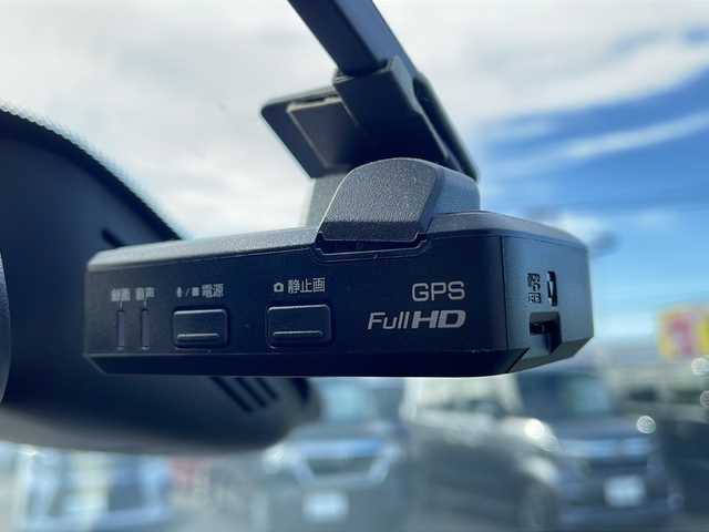 日産 セレナ ハイウェイスター Vセレクション 新潟県 2018(平30)年 9.4万km アズライトブルー 純正9インチナビ/(Bluetooth/AM/FM/CD/DVD)/純正フリップダウンモニター/両側パワースライドドア/アラウンドビューモニター/衝突被害軽減システム/バックカメラ/4WD/クルーズコントロール/エマージェンシーブレーキ/スタッドレスタイヤ/社外AW付夏タイヤ車載/LEDライト/ビルトインETC