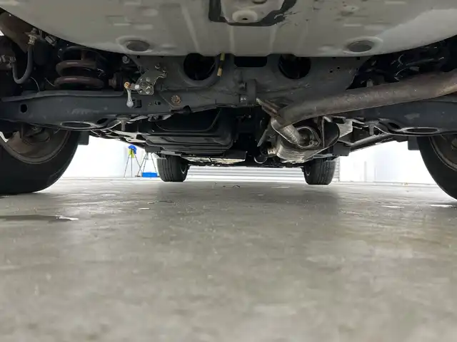 トヨタ ハリアー プレミアム 三重県 2017(平29)年 3.7万km スパークリングブラックパールクリスタルシャイン /禁煙車//アルパインナビ//バックカメラ//パワーバックドア//トヨタセーフティセンス//プリクラッシュセーフティ//オートマチックハイビーム//レーンディパーチャーアラート//運転席パワーシート//ETC//クルーズコントロール//コーナーセンサー