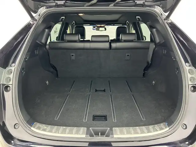 トヨタ ハリアー プレミアム 三重県 2017(平29)年 3.7万km スパークリングブラックパールクリスタルシャイン /禁煙車//アルパインナビ//バックカメラ//パワーバックドア//トヨタセーフティセンス//プリクラッシュセーフティ//オートマチックハイビーム//レーンディパーチャーアラート//運転席パワーシート//ETC//クルーズコントロール//コーナーセンサー