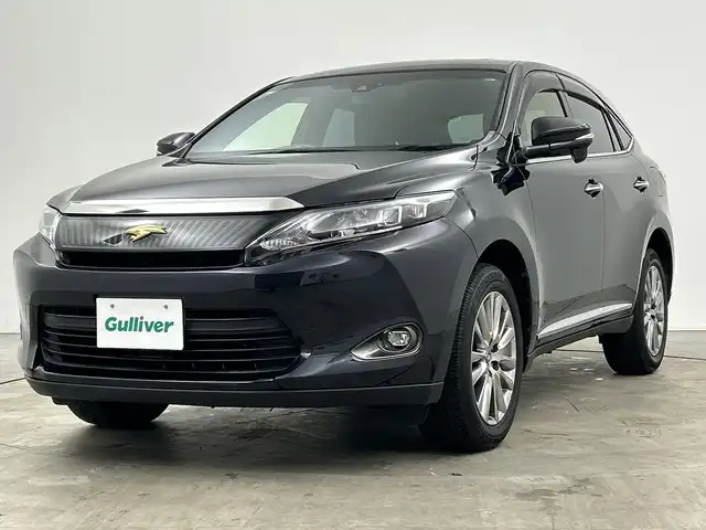 トヨタ ハリアー プレミアム 三重県 2017(平29)年 3.7万km スパークリングブラックパールクリスタルシャイン /禁煙車//アルパインナビ//バックカメラ//パワーバックドア//トヨタセーフティセンス//プリクラッシュセーフティ//オートマチックハイビーム//レーンディパーチャーアラート//運転席パワーシート//ETC//クルーズコントロール//コーナーセンサー