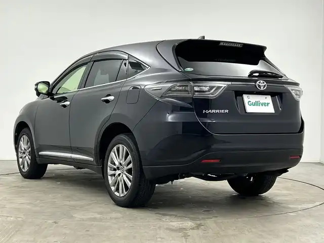 トヨタ ハリアー プレミアム 三重県 2017(平29)年 3.7万km スパークリングブラックパールクリスタルシャイン /禁煙車//アルパインナビ//バックカメラ//パワーバックドア//トヨタセーフティセンス//プリクラッシュセーフティ//オートマチックハイビーム//レーンディパーチャーアラート//運転席パワーシート//ETC//クルーズコントロール//コーナーセンサー