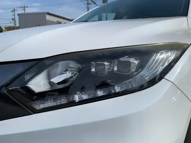 ホンダ ヴェゼル ハイブリッド X 福井県 2015(平27)年 11.3万km ホワイトオーキッドパール (株)IDOMが運営する【じしゃロン福井店】の自社ローン対象車両になります。こちらは現金またはオートローンご利用時の価格です。自社ローンご希望の方は別途その旨お申付け下さい/純正ナビ（CD・DVD・BT接続可）/フルセグテレビ/バックカメラ/ETC/クルーズコントロール/LEDヘッドライト