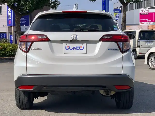 ホンダ ヴェゼル ハイブリッド X 福井県 2015(平27)年 11.3万km ホワイトオーキッドパール (株)IDOMが運営する【じしゃロン福井店】の自社ローン対象車両になります。こちらは現金またはオートローンご利用時の価格です。自社ローンご希望の方は別途その旨お申付け下さい/純正ナビ（CD・DVD・BT接続可）/フルセグテレビ/バックカメラ/ETC/クルーズコントロール/LEDヘッドライト