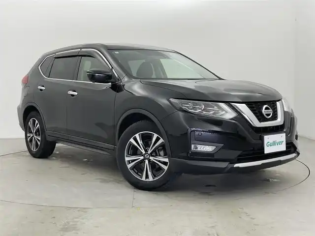 日産 エクストレイル 20Xi 富山県 2018(平30)年 2.4万km ダイヤモンドブラック 純正ナビ（AM/FM/DVD/BT/フルセグ）/全方位カメラ/ドライブレコーダー/ETC/デジタルインナーミラー/レザーシート/衝突被害軽減システム/レーダークルーズコントロール/レーンキープアシスト/コーナーセンサー/横滑り防止装置/アイドリングストップ/純正アルミホイール/純正フロアマット/パワーバックドア/オートLEDライト/オートホールド付電子パーキング/革巻きステアリング/ステアリングスイッチ/スマートキー/スペアキー