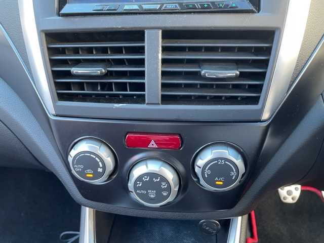 スバル インプレッサ ＷＲＸ STi 神奈川県 2012(平24)年 15.1万km WRブルーマイカ 4WDターボ/社外HDDナビ【AVIC-ZH99】/・DTV/CD/DVD/MSV/BT/バックカメラ/ハーフレザーシート/D席パワーシート/リアスポイラー/社外18インチAW【BSJ】/社外マフラー【フジツボ】/ドライブレコーダー/ETC/横滑り防止機能/革巻きステアリング/プッシュEgスタート/ストップ/スマートキー×2/純正HIDヘッドライト/フロント/バックフォグ/ターンランプ付き電動格納ドアミラー/社外フロアマット