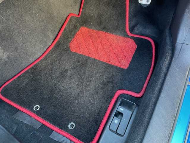 スバル インプレッサ ＷＲＸ STi 神奈川県 2012(平24)年 15.1万km WRブルーマイカ 4WDターボ/社外HDDナビ【AVIC-ZH99】/・DTV/CD/DVD/MSV/BT/バックカメラ/ハーフレザーシート/D席パワーシート/リアスポイラー/社外18インチAW【BSJ】/社外マフラー【フジツボ】/ドライブレコーダー/ETC/横滑り防止機能/革巻きステアリング/プッシュEgスタート/ストップ/スマートキー×2/純正HIDヘッドライト/フロント/バックフォグ/ターンランプ付き電動格納ドアミラー/社外フロアマット