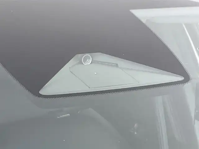 ホンダ フィット e:HEVホーム 群馬県 2023(令5)年 5.1万km 茶 社外ナビ　バックカメラ　追従式クルコン　衝突軽減システム　ホンダセンシング　横滑り防止　ＥＴＣ　オートマチックハイビーム　レーンアシスト　スマートキー　プッシュスタート　ＬＥＤヘッドライト　禁煙車