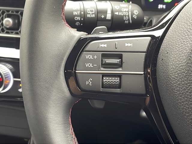 ホンダ シビック e:HEV 沖縄県 2022(令4)年 2.2万km クリスタルブラックパール 純正９型コネクトナビ　/　(フルセグTV Bluetooth FM/AM)　/ＢＯＳＥサウンド　/バックカメラ　/ＬＥＤヘッドライト　/前後ドライブレコーダー　/アダプティブクルーズコントロール　/ハーフレザーシート　/パワーシート/ホンダセンシング/ETC2.0