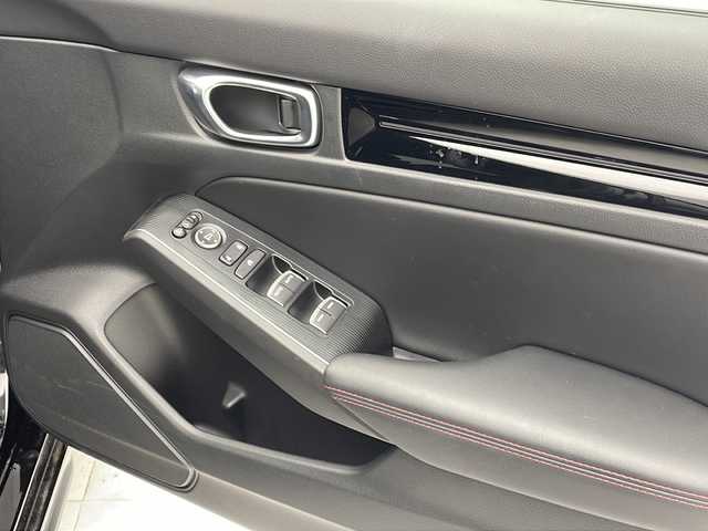 ホンダ シビック e:HEV 沖縄県 2022(令4)年 2.2万km クリスタルブラックパール 純正９型コネクトナビ　/　(フルセグTV Bluetooth FM/AM)　/ＢＯＳＥサウンド　/バックカメラ　/ＬＥＤヘッドライト　/前後ドライブレコーダー　/アダプティブクルーズコントロール　/ハーフレザーシート　/パワーシート/ホンダセンシング/ETC2.0