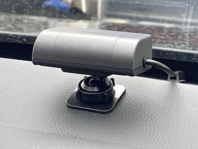 ホンダ シビック e:HEV 沖縄県 2022(令4)年 2.2万km クリスタルブラックパール 純正９型コネクトナビ　/　(フルセグTV Bluetooth FM/AM)　/ＢＯＳＥサウンド　/バックカメラ　/ＬＥＤヘッドライト　/前後ドライブレコーダー　/アダプティブクルーズコントロール　/ハーフレザーシート　/パワーシート/ホンダセンシング/ETC2.0