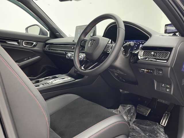 ホンダ シビック e:HEV 沖縄県 2022(令4)年 2.2万km クリスタルブラックパール 純正９型コネクトナビ　/　(フルセグTV Bluetooth FM/AM)　/ＢＯＳＥサウンド　/バックカメラ　/ＬＥＤヘッドライト　/前後ドライブレコーダー　/アダプティブクルーズコントロール　/ハーフレザーシート　/パワーシート/ホンダセンシング/ETC2.0