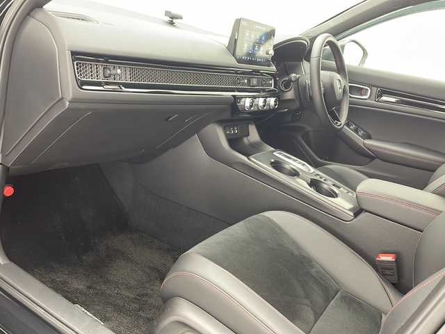 ホンダ シビック e:HEV 沖縄県 2022(令4)年 2.2万km クリスタルブラックパール 純正９型コネクトナビ　/　(フルセグTV Bluetooth FM/AM)　/ＢＯＳＥサウンド　/バックカメラ　/ＬＥＤヘッドライト　/前後ドライブレコーダー　/アダプティブクルーズコントロール　/ハーフレザーシート　/パワーシート/ホンダセンシング/ETC2.0