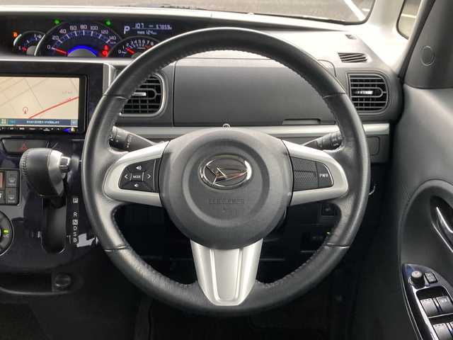 ダイハツ タント カスタム RS トップED SA Ⅲ 佐賀県 2018(平30)年 5.8万km メテオライトグレーイリュージョナルP Clarionナビ/バックカメラ/両側パワースライドドア/プリクラッシュセーフティ/レーンキープアシスト/オートハイビーム/誤発進抑制機能/ETC/ハーフレザーシート/シートヒーター/ステアリングリモコン/プッシュスタート/スマートキー/LEDヘッドライト/フォグライト/純正アルミホイール