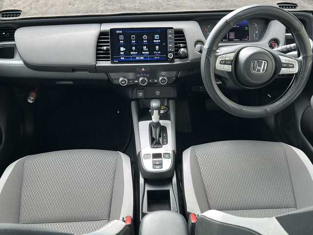 ホンダ フィット e:HEVクロスター 神奈川県 2020(令2)年 5.6万km サーフブルー/ブラック ワンオーナー/純正ナビ/（CD/DVD/AM/FM/SD/USB/AUX/BT/フルセグTV)/バックカメラ/前後ドライブレコーダー/オプション静止画撮影機能/ETC2.0/レーダークルーズコントロール/電動パーキングブレーキ/コーナーセンサー/横滑り防止装置/路外逸脱抑制機能/踏み間違い衝突軽減システム/ABS/ドアバイザー/ISOFIX/純正フロアマット/純正アルミホイール/スペアキー×１/保証書/取扱説明書