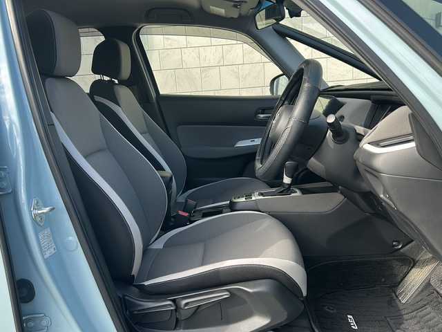 ホンダ フィット e:HEVクロスター 神奈川県 2020(令2)年 5.6万km サーフブルー/ブラック ワンオーナー/純正ナビ/（CD/DVD/AM/FM/SD/USB/AUX/BT/フルセグTV)/バックカメラ/前後ドライブレコーダー/オプション静止画撮影機能/ETC2.0/レーダークルーズコントロール/電動パーキングブレーキ/コーナーセンサー/横滑り防止装置/路外逸脱抑制機能/踏み間違い衝突軽減システム/ABS/ドアバイザー/ISOFIX/純正フロアマット/純正アルミホイール/スペアキー×１/保証書/取扱説明書